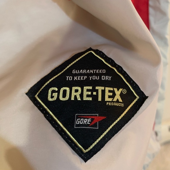 LL Bean Red Long Hooded Rain Coat sz M - Picture 7 of 8